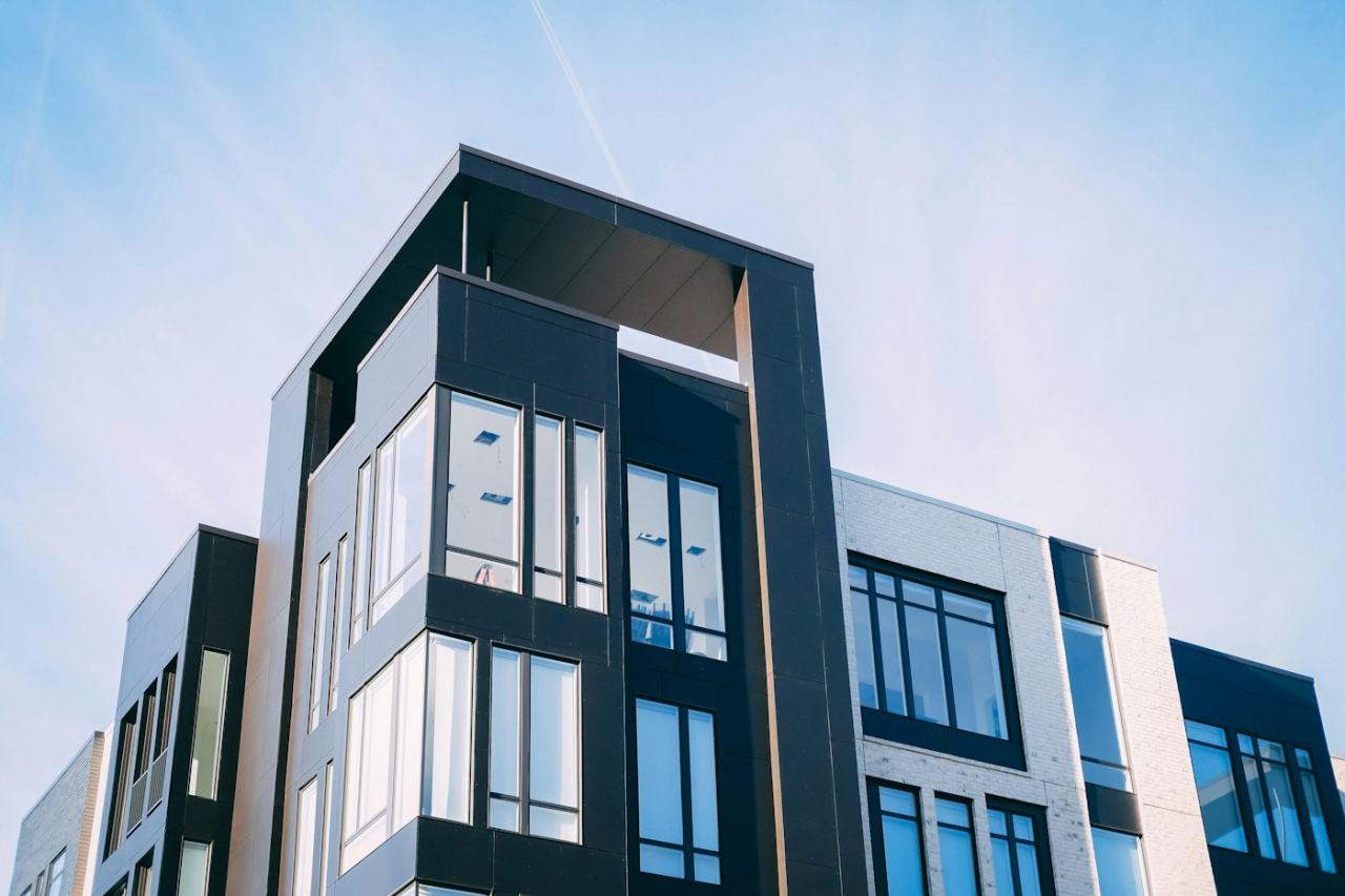 Lakeview Luxury Apartment